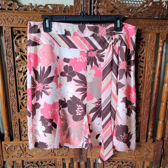 Anne Taylor Loft Hibiscus Tropical Pink Skirt - Picture 4 of 9